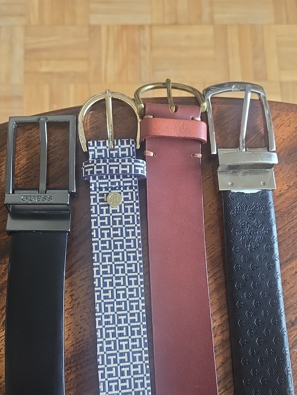 Guess Tommy AE Men's Leather Belt Lot Small 30-32" Brass Buckle Prints